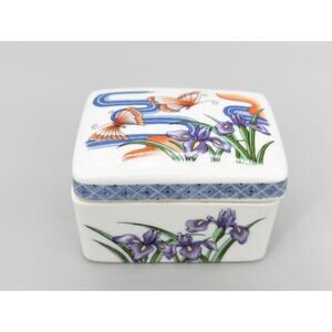 Japanese Porcelain Jewelry Trinket Box Treasure Hand Painted Flowers Butterfly